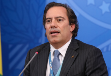 Pedro Guimarães revela os bastidores do gesto das seis medidas apresentado no Palácio do Planalto.