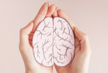 A conexão entre saúde mental e física, analisada por Alexandre Costa Pedrosa, revela impactos diretos na qualidade de vida